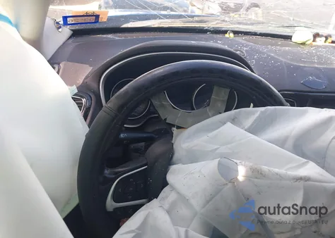 2019 Jeep Compass Limited 4X4 z USA, uszkodzony, nr VIN 3C4NJDCBXKT842440